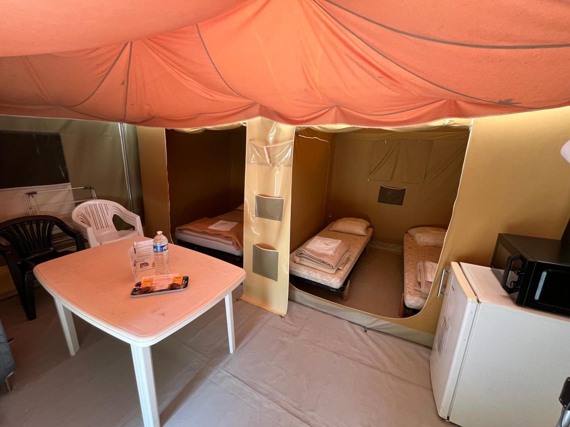 Camping De Montlouis-Sur-Loire Eksteriør bilde